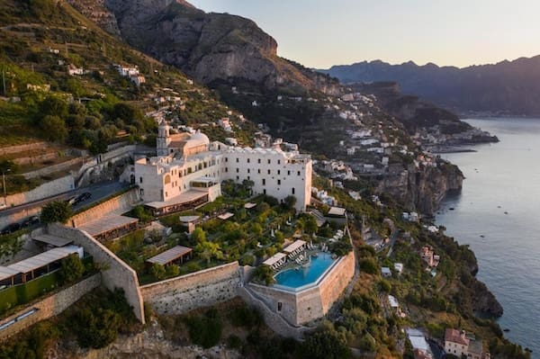 Monastero Santa Rosa Hotel & Spa