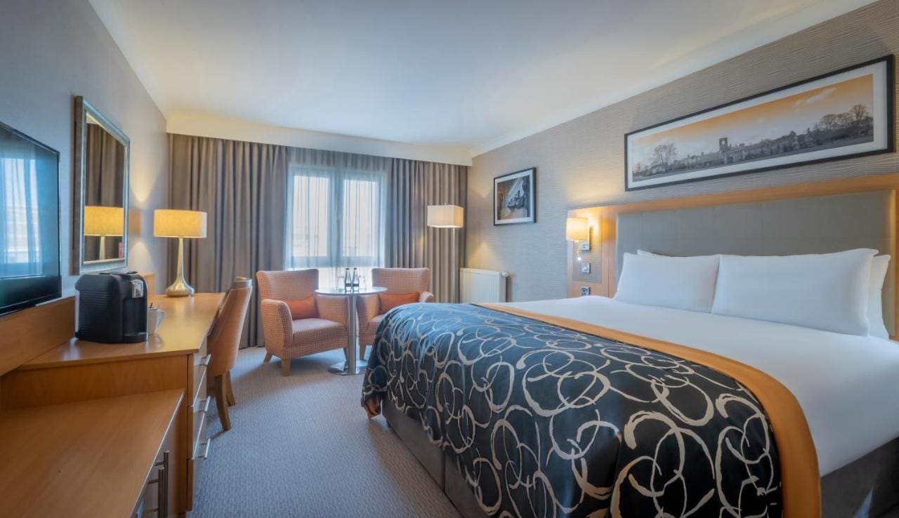 Clayton Hotel, Leeds in Leeds