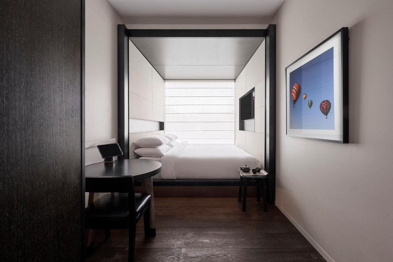 Little National Hotel Canberra in Canberra