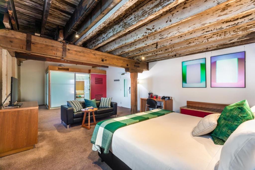 The Henry Jones Art Hotel