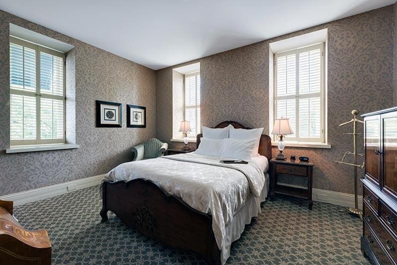 Nicollet Island Inn